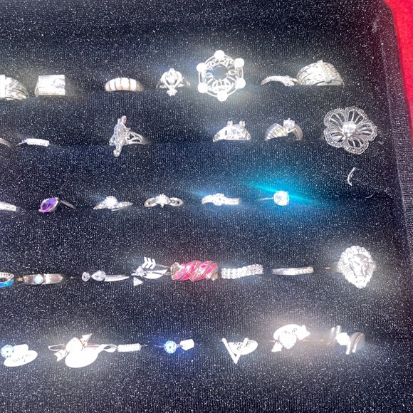 Rings sizes 6-8 - Picture 4 of 5